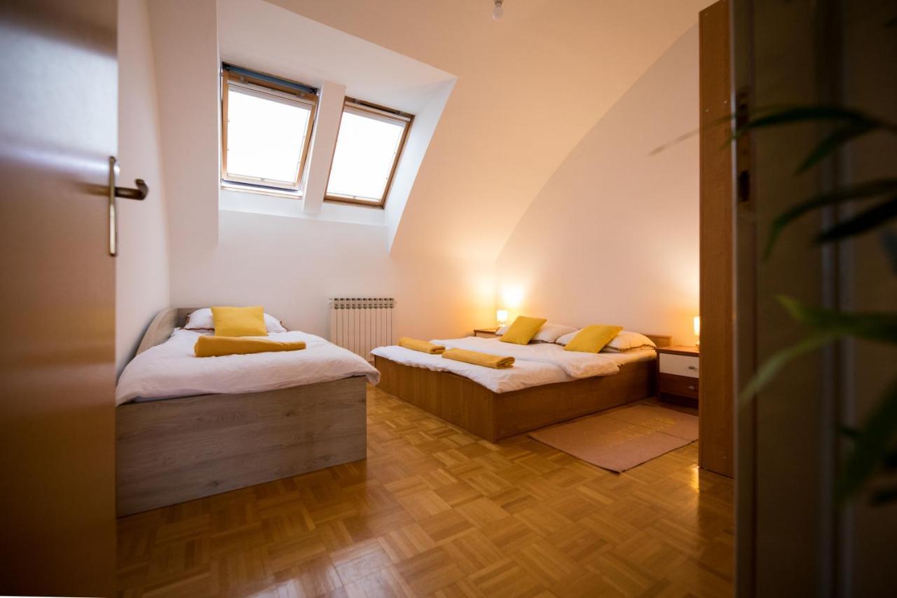 Apartman Ana Apartment Osijek Ngoại thất bức ảnh