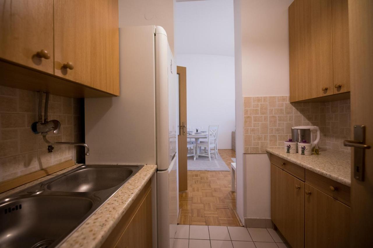 Apartman Ana Apartment Osijek Ngoại thất bức ảnh